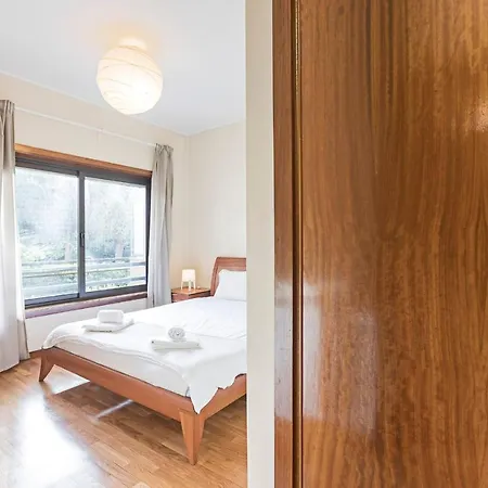 Quiet 2br Flat W/ Balcony By Lovelystay Apartment Vila Nova de Gaia