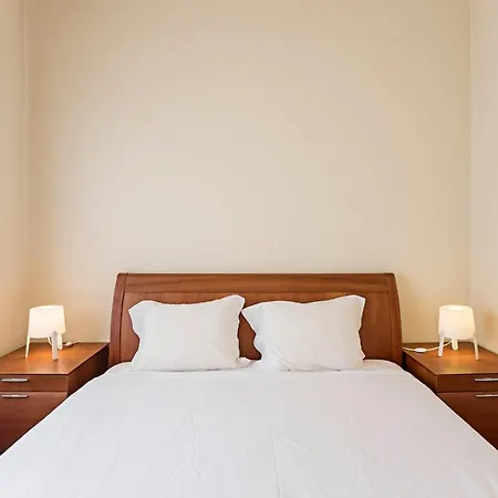 Quiet 2br Flat W/ Balcony By Lovelystay Apartment Vila Nova de Gaia